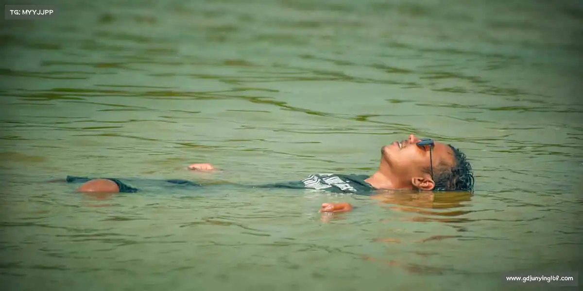 <strong>zoty中欧</strong>运动点燃热血，每一步都是超越！🏃♂️💥